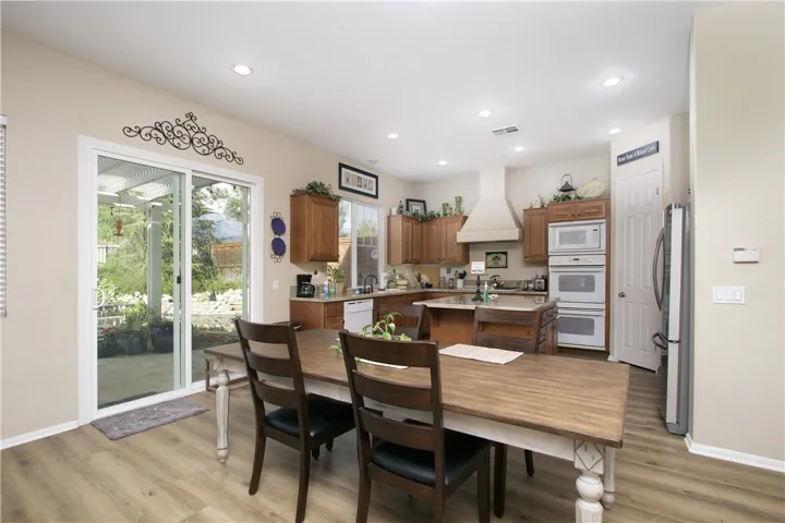 34132 Lake Breeze Drive, Yucaipa, California 92399