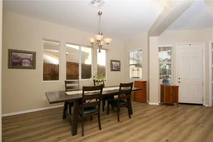 34132 Lake Breeze Drive, Yucaipa, California 92399