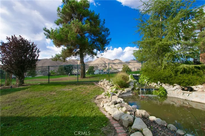 34132 Lake Breeze Drive, Yucaipa, California 92399