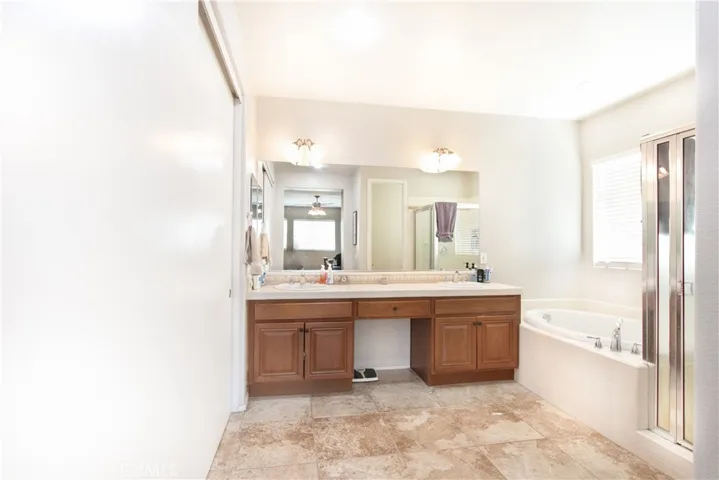 34132 Lake Breeze Drive, Yucaipa, California 92399