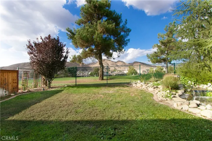 34132 Lake Breeze Drive, Yucaipa, California 92399