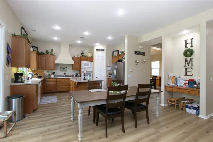 34132 Lake Breeze Drive, Yucaipa, California 92399