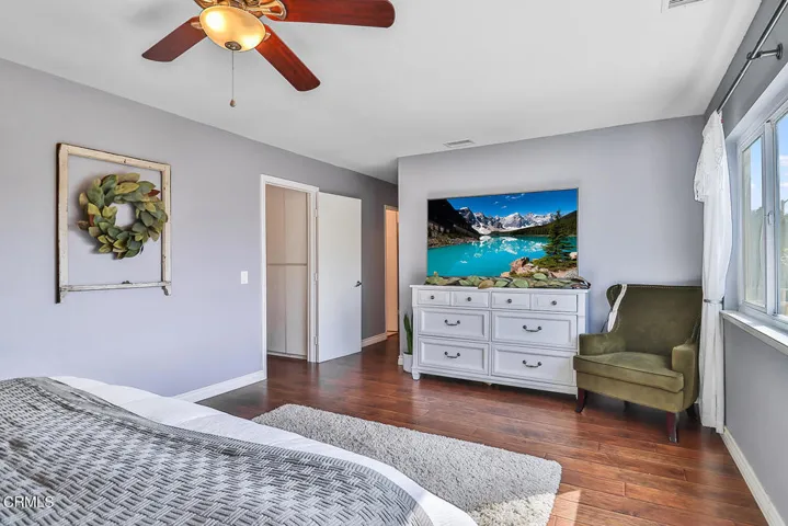 iMain Bedroom Suite3