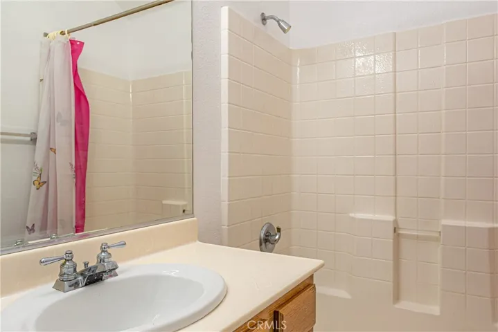 39516 Via Galletas, Murrieta, California 92562