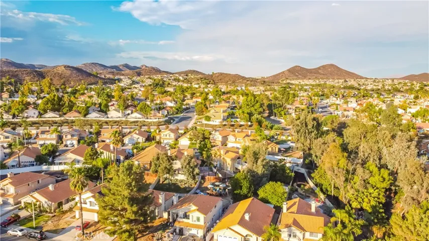 39516 Via Galletas, Murrieta, California 92562