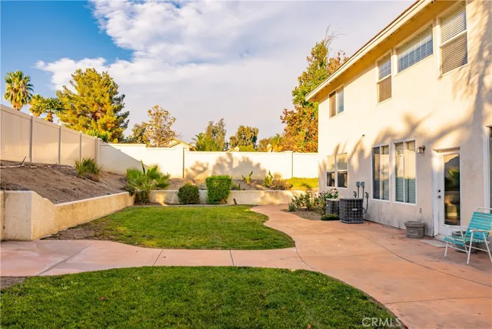 39516 Via Galletas, Murrieta, California 92562