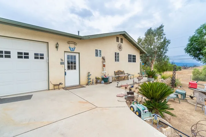 24323 S Canyon Drive, Menifee, California 92587