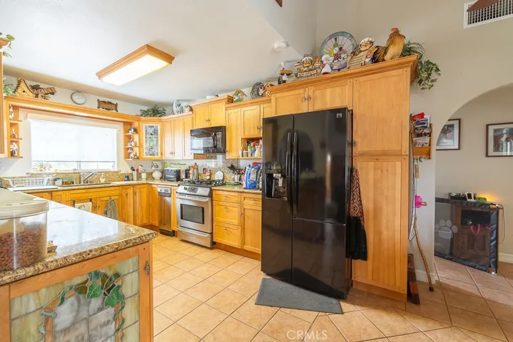 24323 S Canyon Drive, Menifee, California 92587