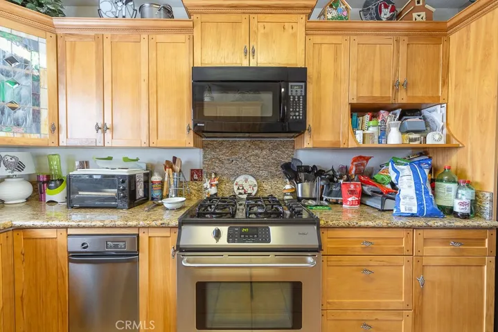 24323 S Canyon Drive, Menifee, California 92587