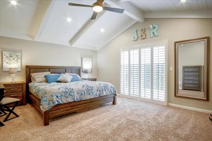 , Hollister, California 95023