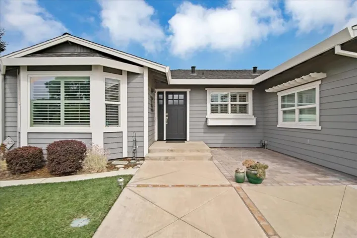 , Hollister, California 95023