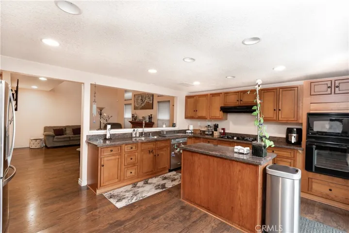 3085 Juniper Drive, Corona, California 92882
