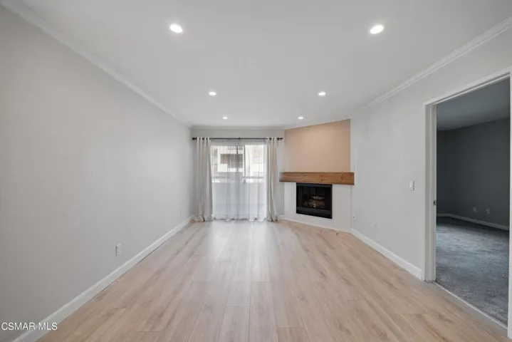 5515 Canoga Ave #130 MLS-11