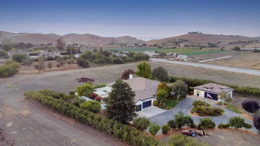 , Hollister, California 95023