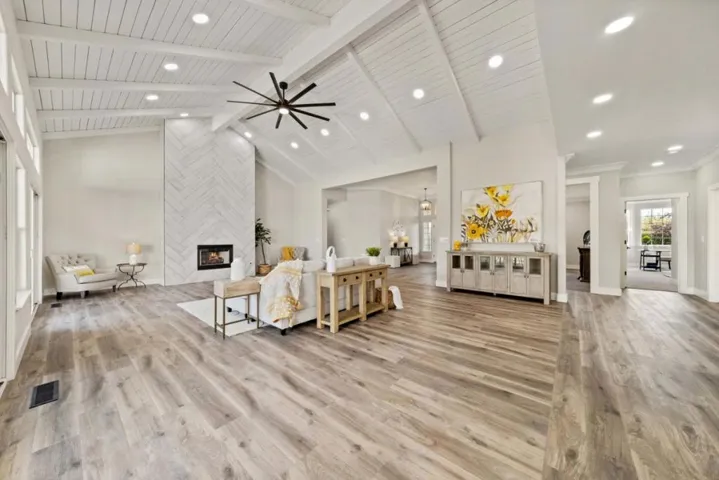 , Hollister, California 95023