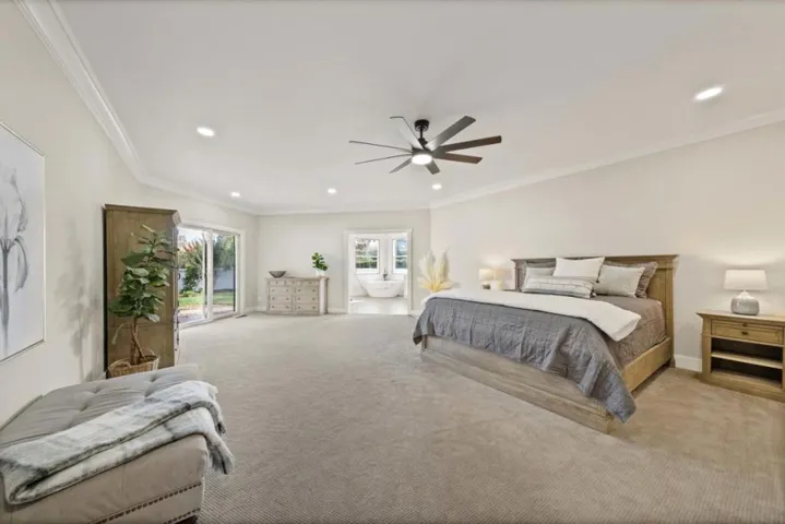 , Hollister, California 95023