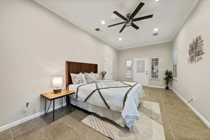 , Hollister, California 95023