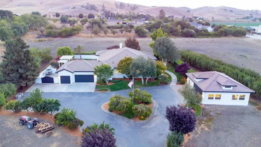 , Hollister, California 95023