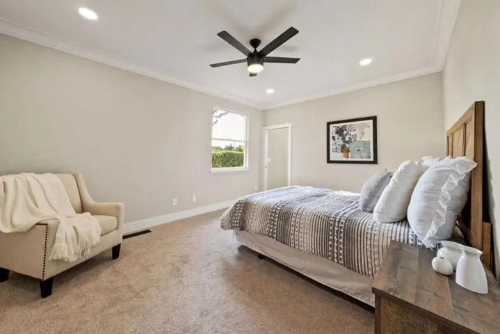 , Hollister, California 95023
