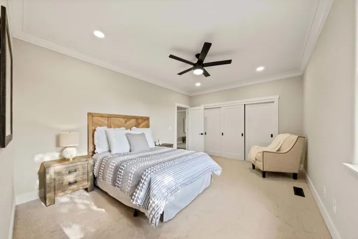 , Hollister, California 95023
