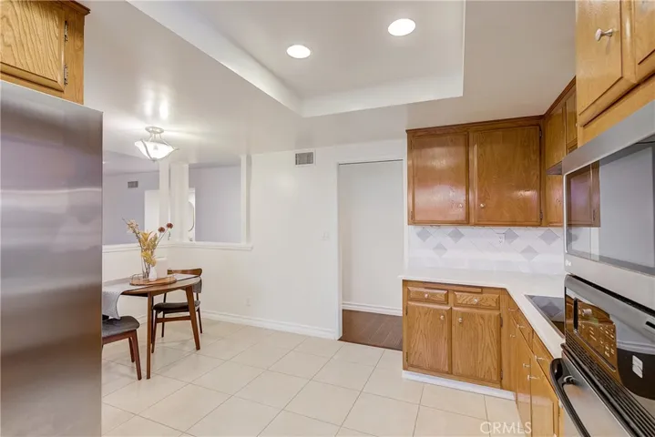 3295 Marna Avenue, Long Beach, California 90808
