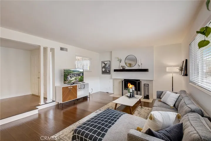 3295 Marna Avenue, Long Beach, California 90808