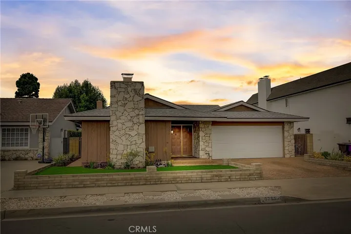 3295 Marna Avenue, Long Beach, California 90808
