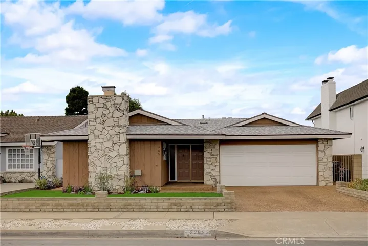 3295 Marna Avenue, Long Beach, California 90808