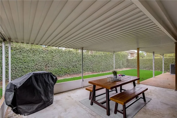 3295 Marna Avenue, Long Beach, California 90808