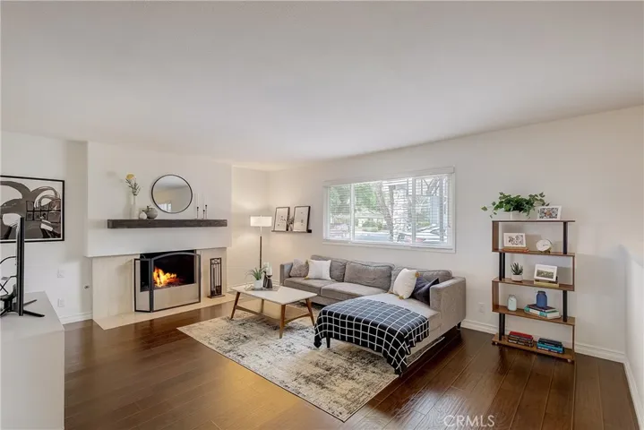 3295 Marna Avenue, Long Beach, California 90808