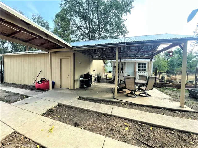 1115 Pitney Lane, Upper Lake, California 95485
