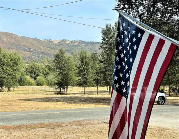 1115 Pitney Lane, Upper Lake, California 95485