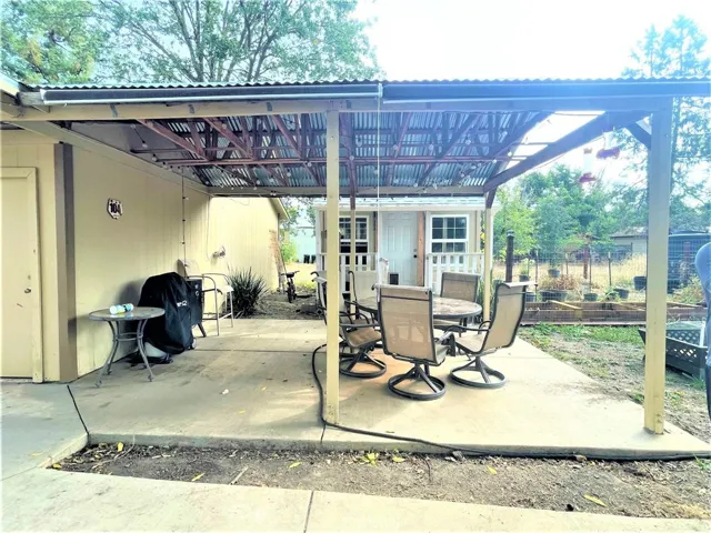 1115 Pitney Lane, Upper Lake, California 95485