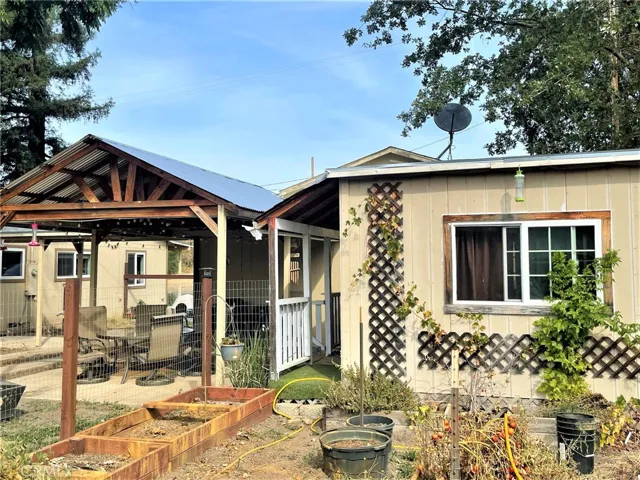 1115 Pitney Lane, Upper Lake, California 95485