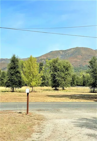 1115 Pitney Lane, Upper Lake, California 95485