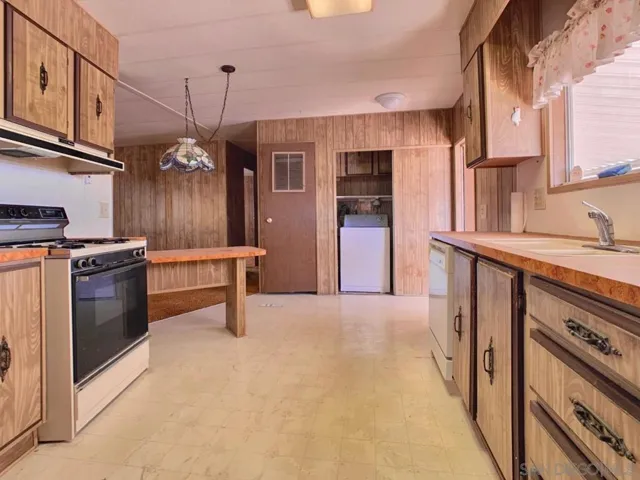15420 Olde Highway 80 141, El Cajon, California 92021