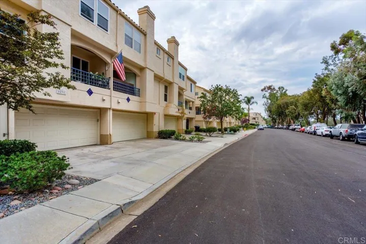 6231 Calle Mariselda 609, San Diego, California 92124