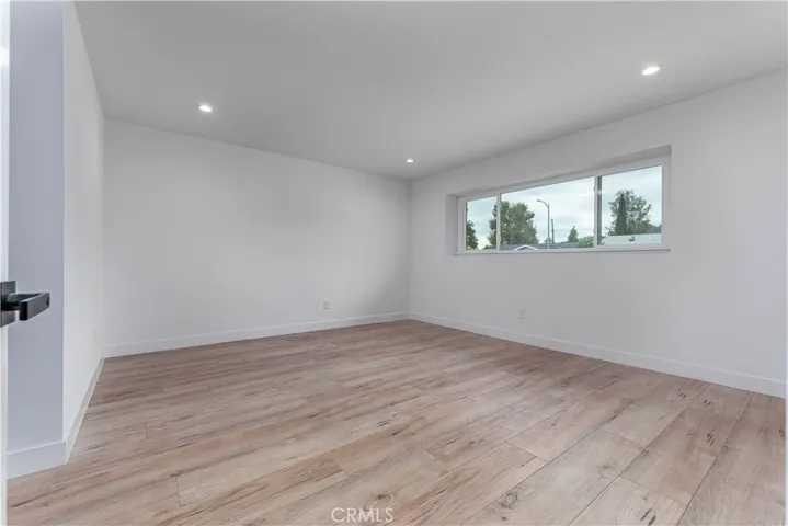 10146 Glade Avenue, Chatsworth, California 91311