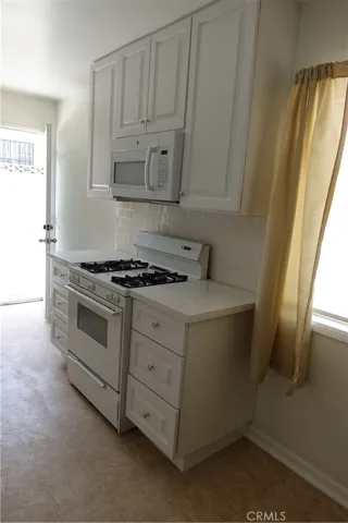 4127 W 135th Street B, Hawthorne, California 90250