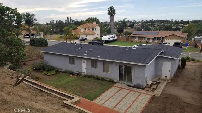 1260 Cinchona Street, Vista, California 92083