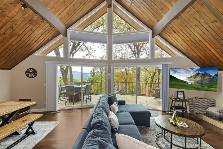 27701 St Bernard Lane, Lake Arrowhead, California 92352