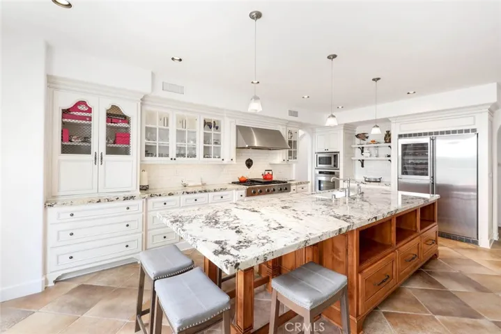 39 Whitehall, Newport Beach, California 92660