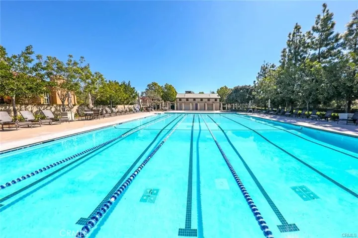 39 Whitehall, Newport Beach, California 92660