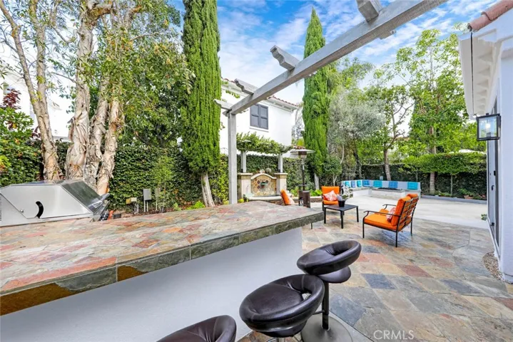 39 Whitehall, Newport Beach, California 92660