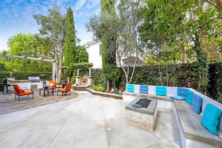 39 Whitehall, Newport Beach, California 92660