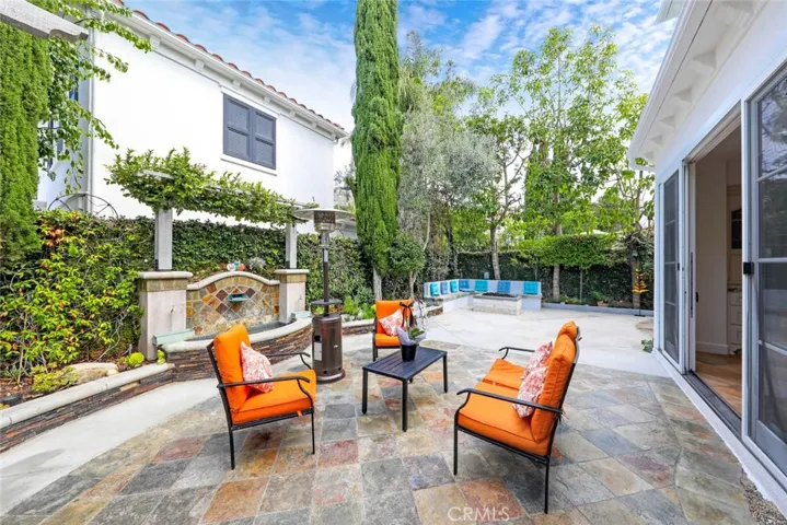 39 Whitehall, Newport Beach, California 92660