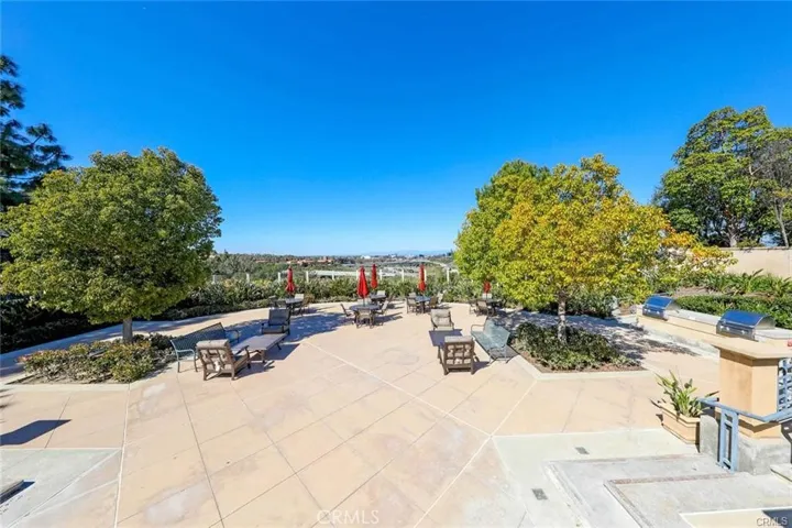 39 Whitehall, Newport Beach, California 92660