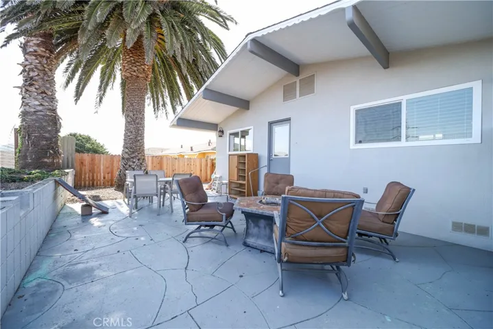 1364 Hillcrest Drive, Morro Bay, California 93442