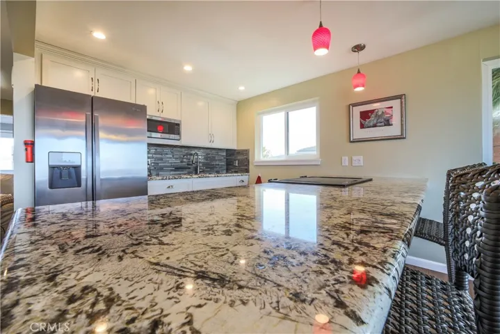 1364 Hillcrest Drive, Morro Bay, California 93442
