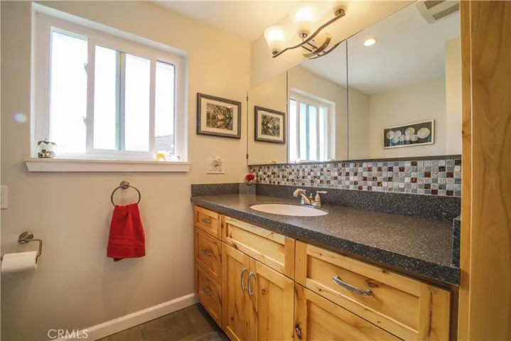 1364 Hillcrest Drive, Morro Bay, California 93442